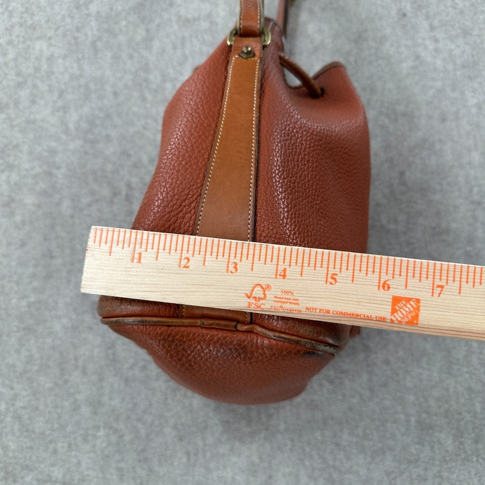 VTG DOONEY & BOURKE Tan Brown Bucket Bag Purse All Weather Leather‎ Shoulder - Picture 13 of 14